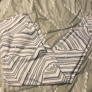 Buffbunnt leggings from rebel launch